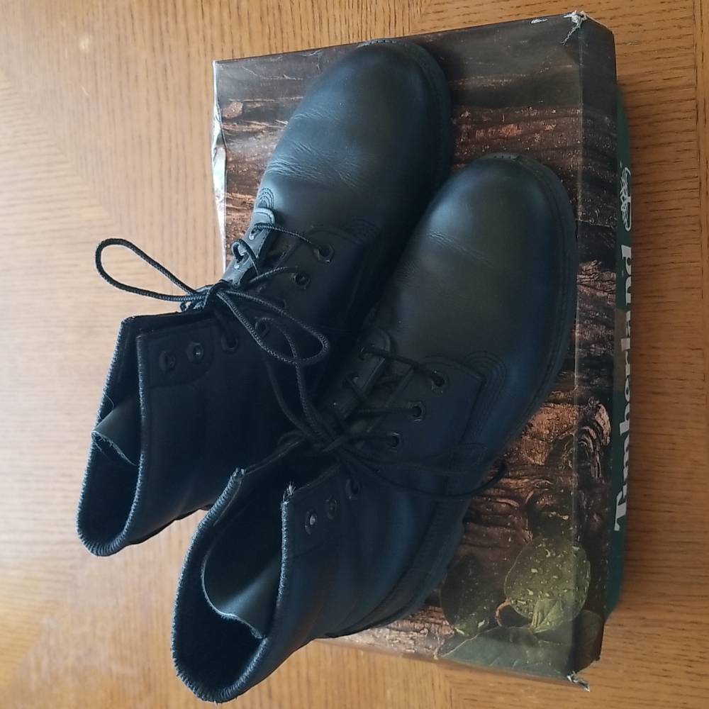 Timberland Men's 6" Black Leather 14-Hole Boots